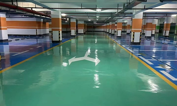 Self leveling epoxy floor coating for seamless industrial flooring