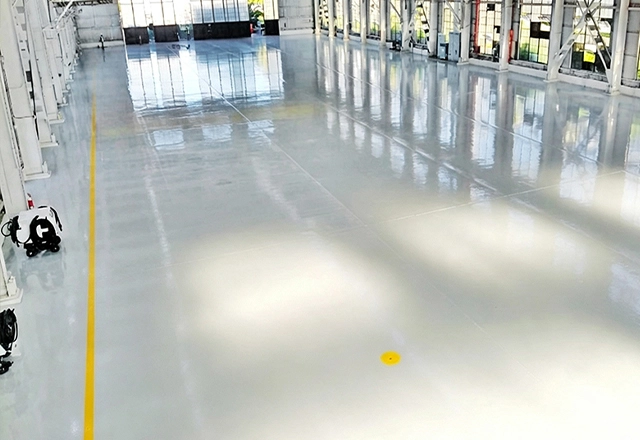 Why choose polyurethane cement flooring for heavy-duty industrial applications