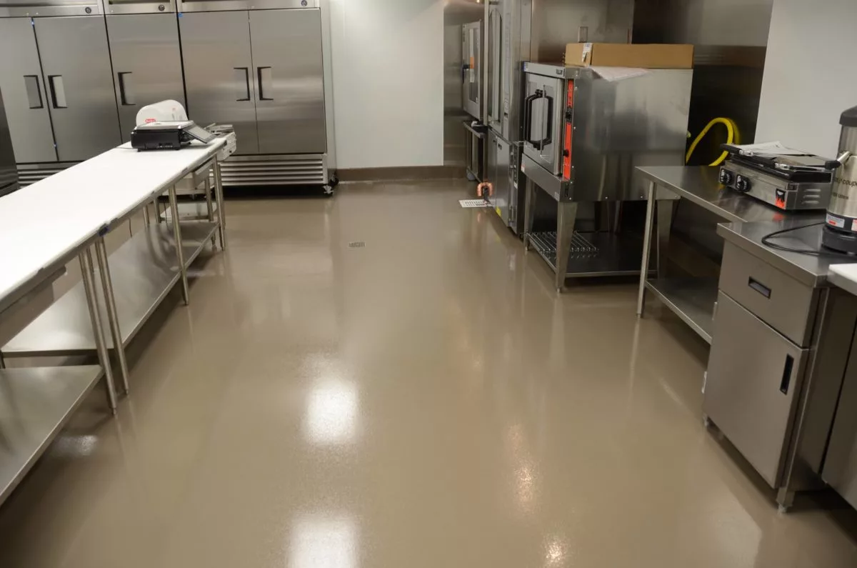 Heavy-duty cementitious urethane flooring system for industrial applications